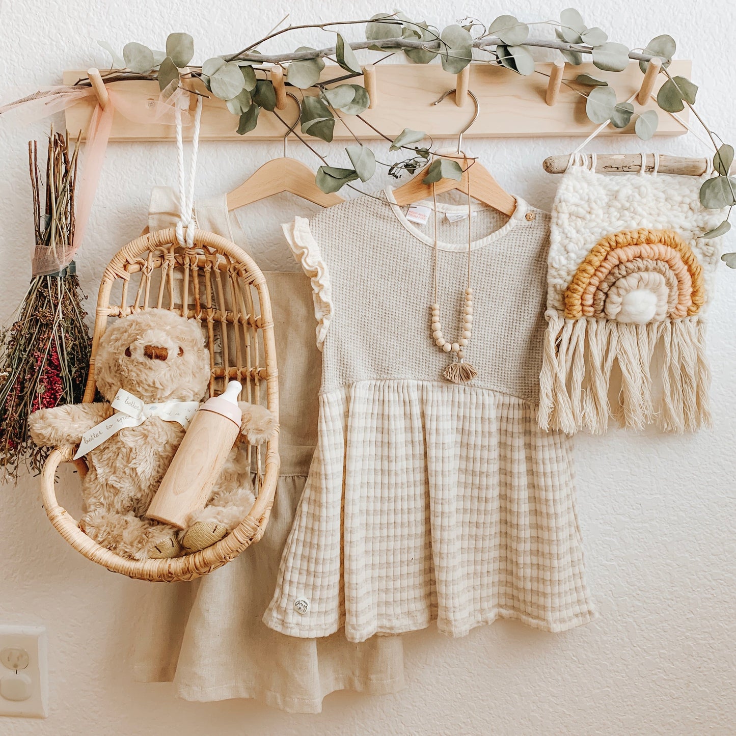 Poppie Egg Doll Swing