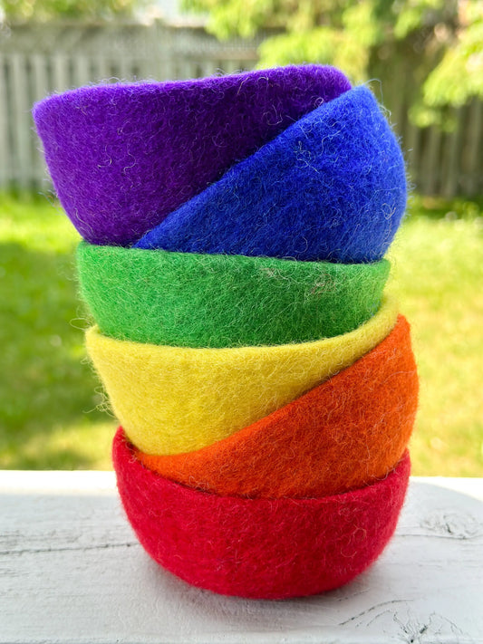 felt rainbow bowls