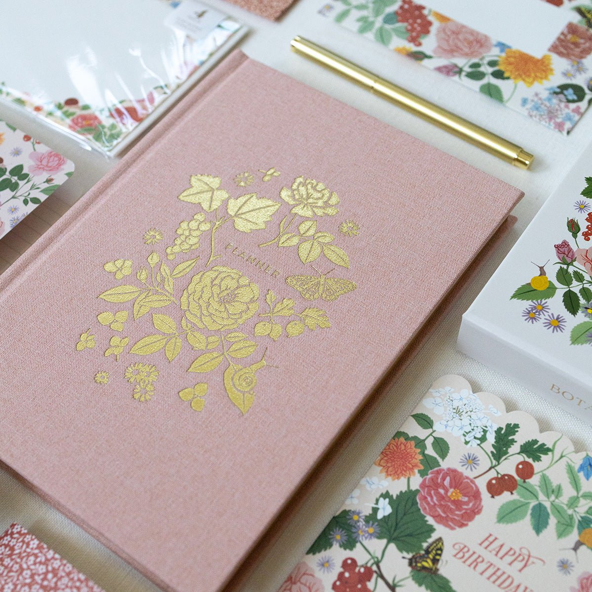 REVERIE LINEN-BOUND PLANNER