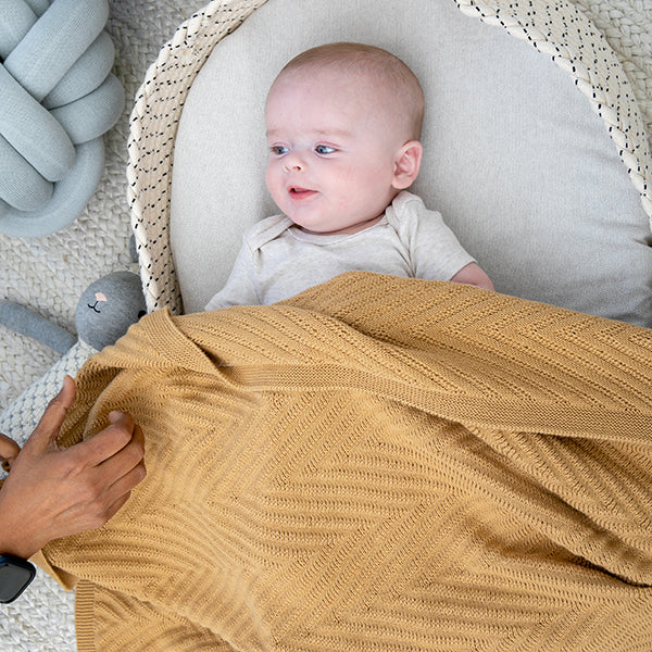 Panache Organic Cotton Baby Blanket and Bonnet Set