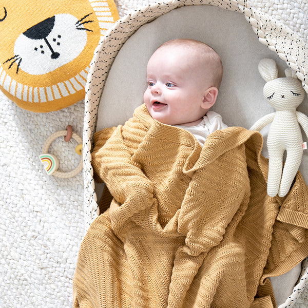 Panache Organic Cotton Baby Blanket and Bonnet Set